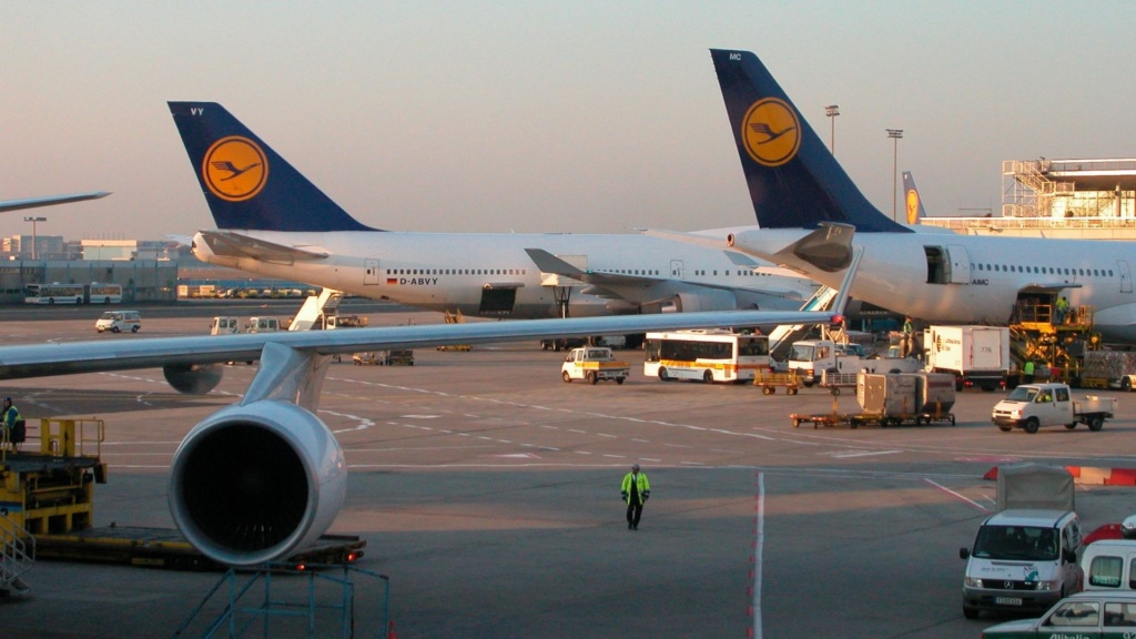 The top 10 largest airports in the world in 2021